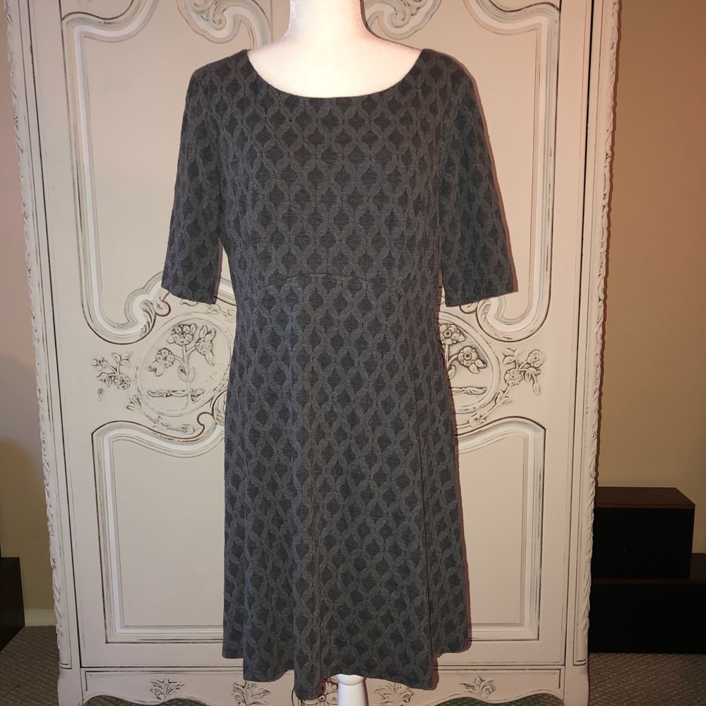 Gray textured dress ~ size 16
